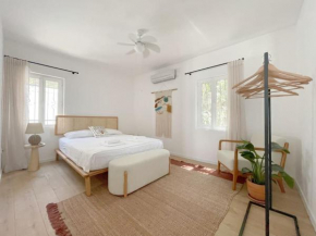 Private Villa 5-Bedroom with Pool and Sea View in Central Bodrum